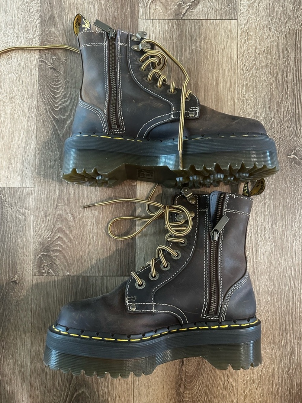 Dr. Martens Jadon Arc Leather Platform Lace-Up Combat Boots - Picture 6 of 10